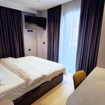 Starlight Hotel 티라나 외부 사진