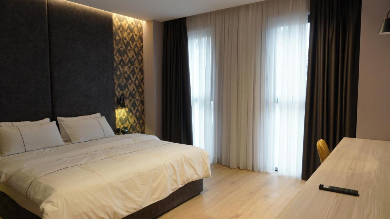 Starlight Hotel 티라나 외부 사진