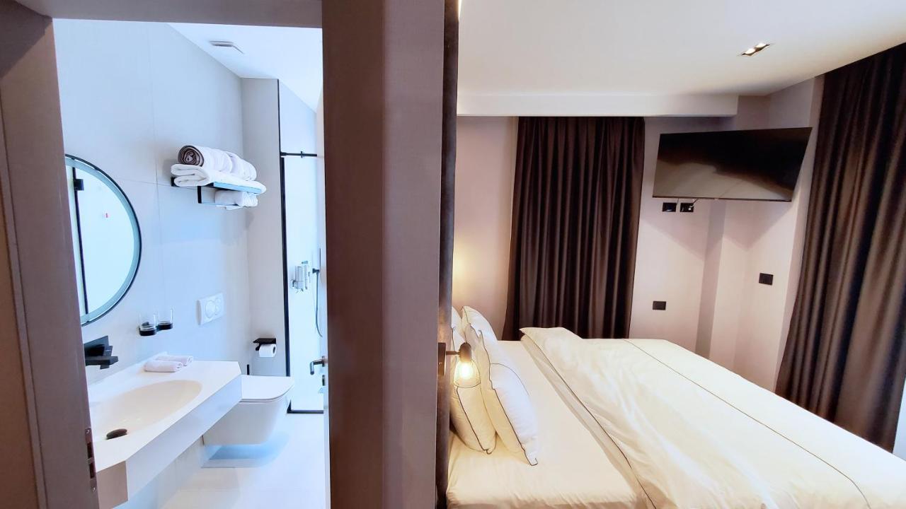 Starlight Hotel 티라나 외부 사진